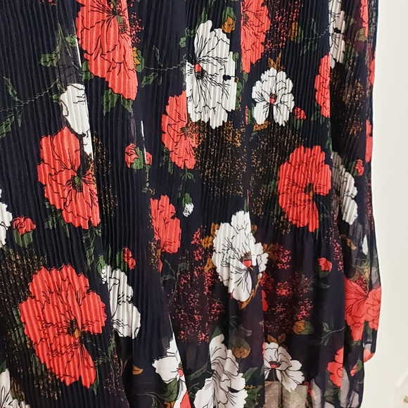 FLNN dress - Size XXL - Picture 4 of 6